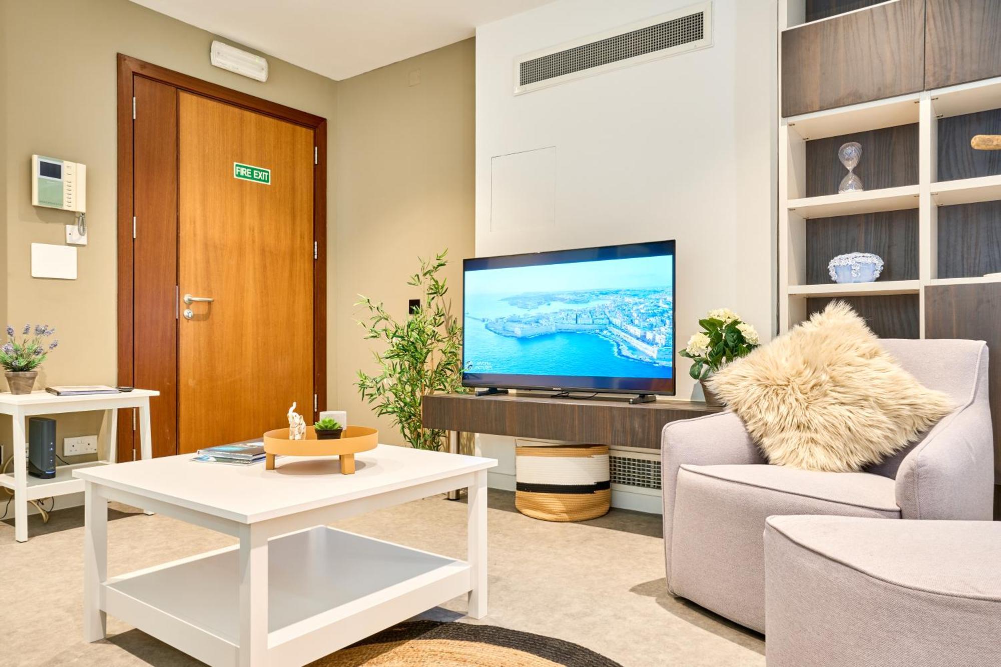 Stylish Apartment In Tigne Point Sliema Exterior foto