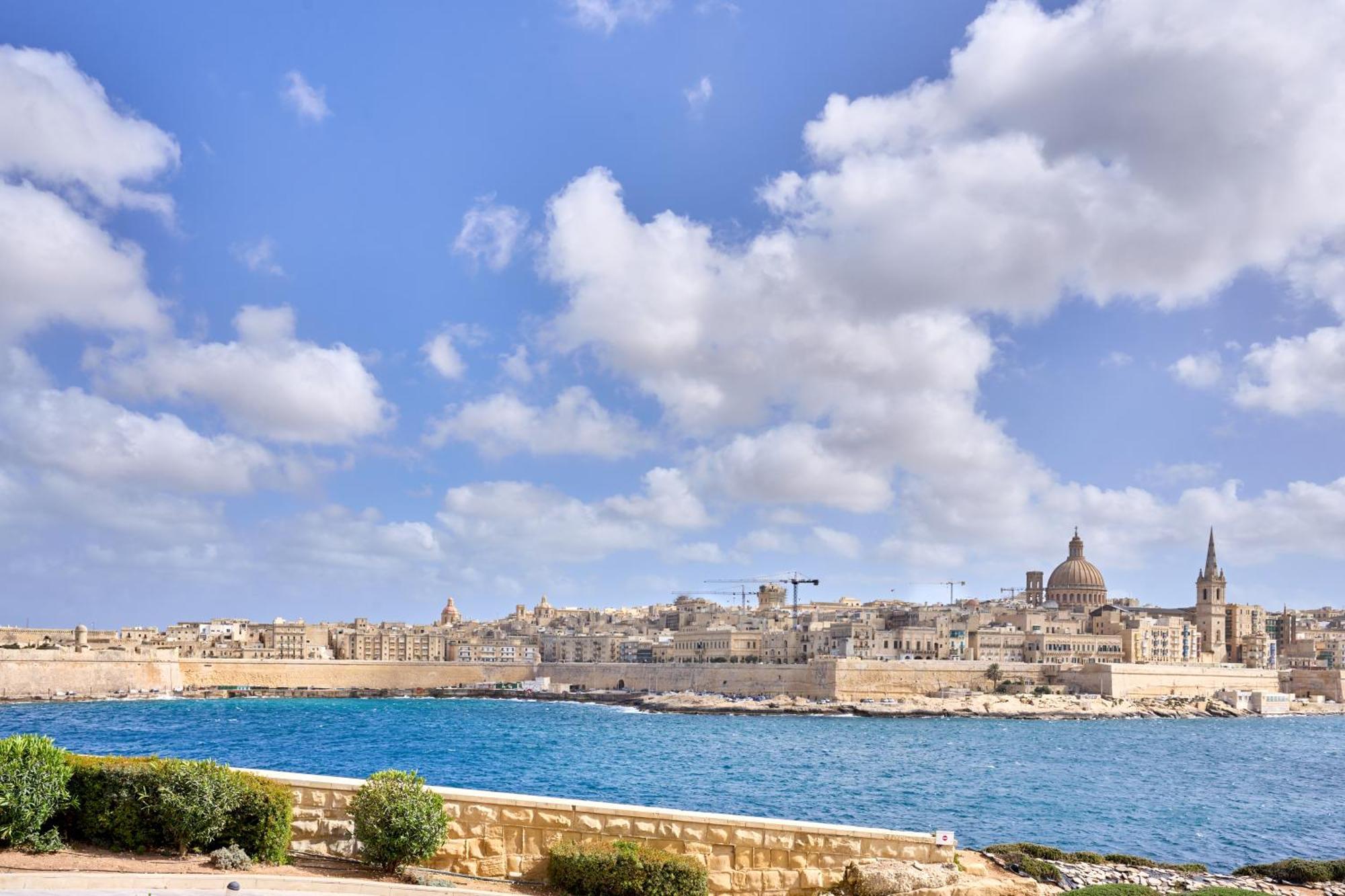 Stylish Apartment In Tigne Point Sliema Exterior foto
